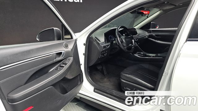 Hyundai Sonata (DN8) 2.0 LPG(rental car) Smart 2022 — фото 10