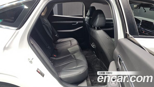 Hyundai Sonata (DN8) 2.0 LPG(rental car) Smart 2022 — фото 11