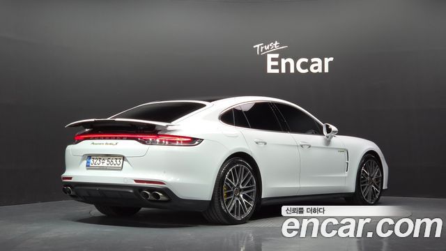 Porsche Panamera (971) 4.0 Turbo S E-Hybrid 2023 — фото 2