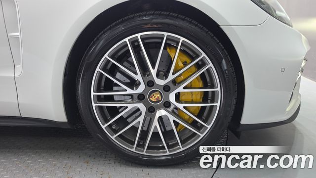 Porsche Panamera (971) 4.0 Turbo S E-Hybrid 2023 — фото 21