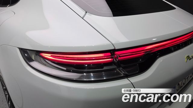 Porsche Panamera (971) 4.0 Turbo S E-Hybrid 2023 — фото 23