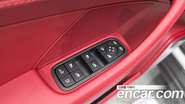 Porsche Panamera (971) 4.0 Turbo S E-Hybrid 2023 — фото 28