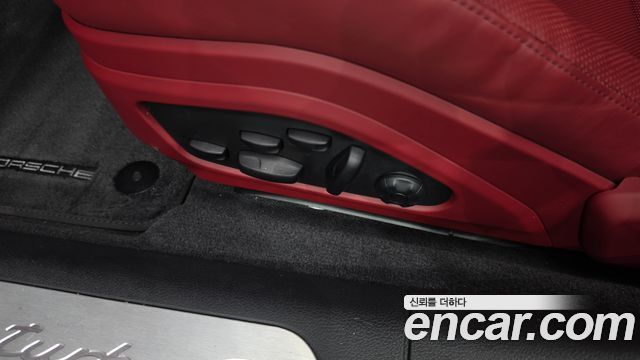 Porsche Panamera (971) 4.0 Turbo S E-Hybrid 2023 — фото 32