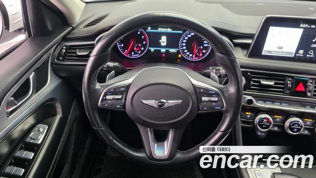 Genesis G70 2.0T Supreme 2018 — фото 13