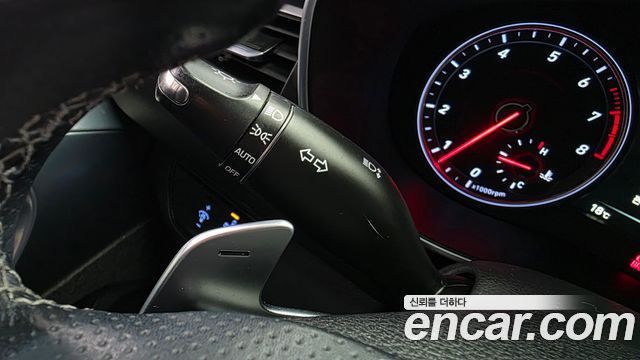 Genesis G70 2.0T Supreme 2018 — фото 19