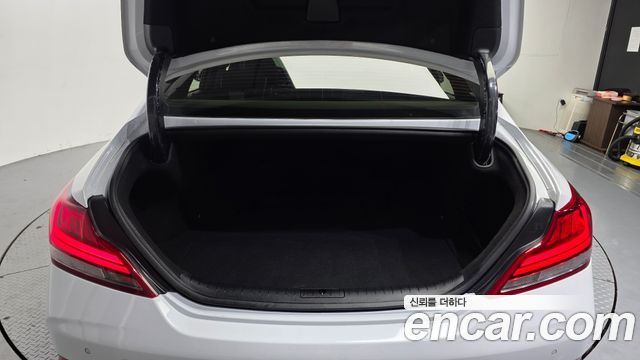 Genesis G70 2.0T Supreme 2018 — фото 31