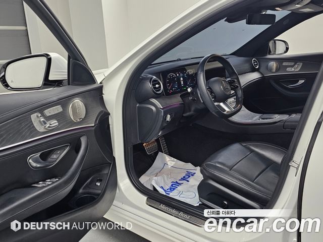 Mercedes-Benz E-Class (W213) E350 4MATIC AMG Line 2022 — фото 15