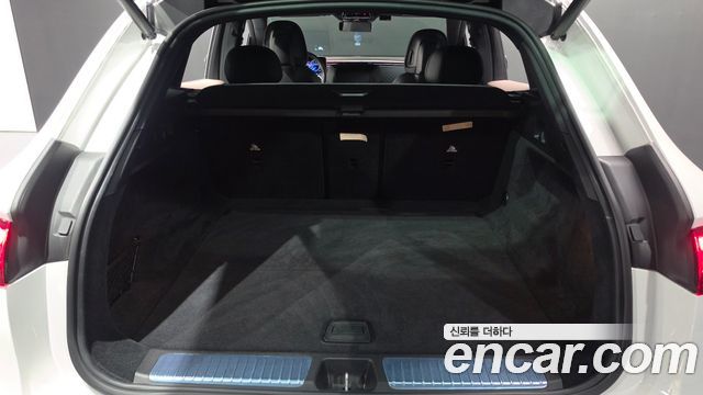 Mercedes-Benz EQE SUV (X294) EQE350 4MATIC 2023 — фото 20