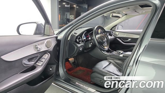 Mercedes-Benz C-Class (W205) C220 d 4MATIC 2017 — фото 10