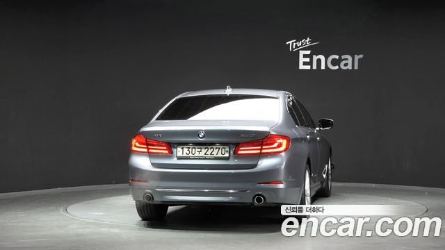 BMW 5 Series (G30) 530i xDrive Luxury Plus 2019 — фото 4