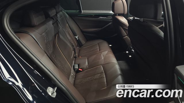 BMW 5 Series (G30) 530i M Sport Package 2023 — фото 11