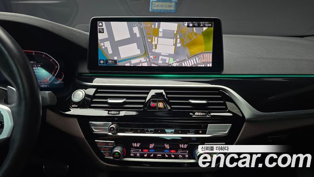 BMW 5 Series (G30) 530i M Sport Package 2023 — фото 14