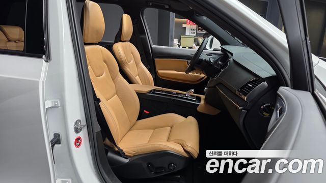 Volvo XC90 (II) B6 Ultimate Bright 2023 — фото 11