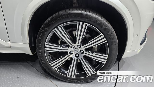 Volvo XC90 (II) B6 Ultimate Bright 2023 — фото 21