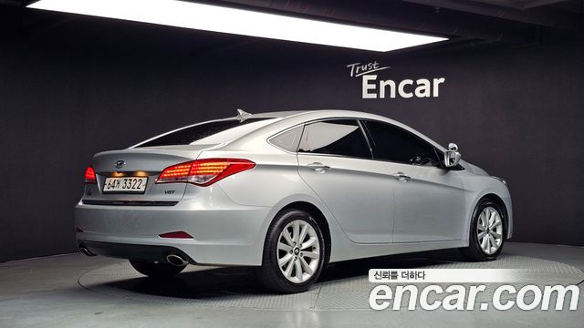 Hyundai i40 Saloon 1.7 VGT Smart 2013 — фото 2