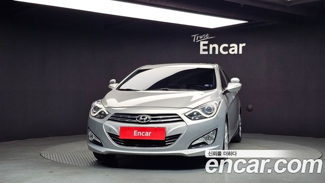 Hyundai i40 Saloon 1.7 VGT Smart 2013 — фото 3