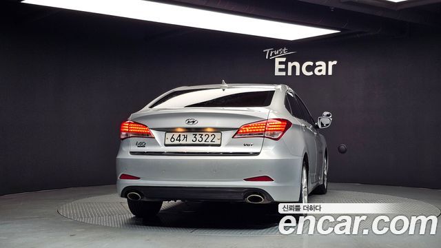 Hyundai i40 Saloon 1.7 VGT Smart 2013 — фото 4