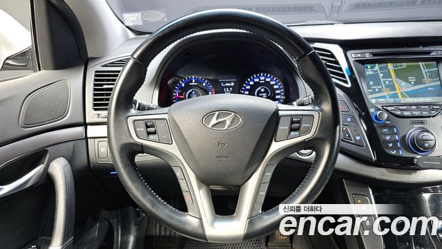 Hyundai i40 Saloon 1.7 VGT Smart 2013 — фото 13