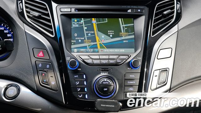 Hyundai i40 Saloon 1.7 VGT Smart 2013 — фото 14