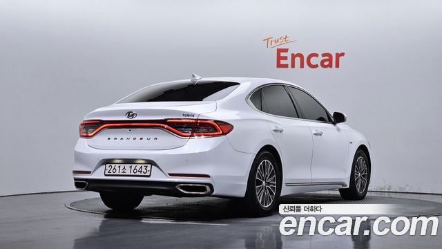 Hyundai Grandeur Hybrid (IG) Exclusive 2018 — фото 2
