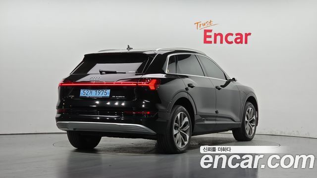 Audi e-tron 55 Quattro 2021 — фото 2