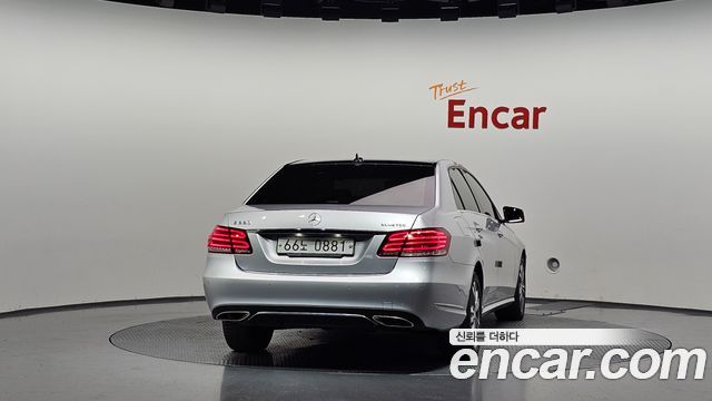 Mercedes-Benz E-Class (W212) E220 Bluetec Avantgarde 2016 — фото 4