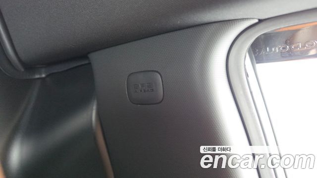 KG Mobility (SsangYong) Torres Gasoline 1.5 2WD TV7 2025 — фото 30