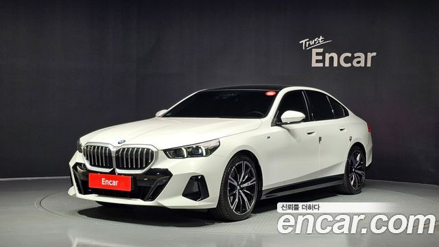 BMW 5 Series (G60) 530i xDrive M Sport