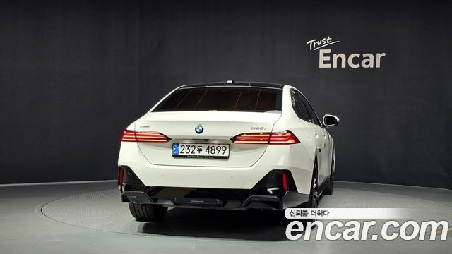 BMW 5 Series (G60) 530i xDrive M Sport 2025 — фото 4