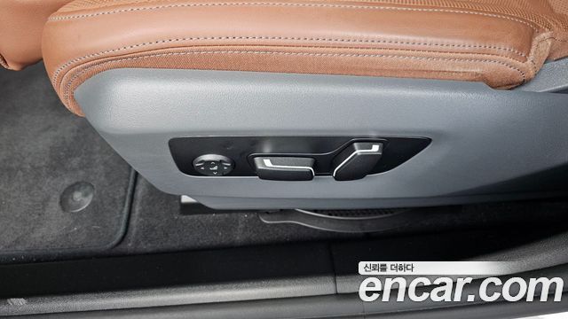 BMW 5 Series (G60) 530i xDrive M Sport 2025 — фото 40