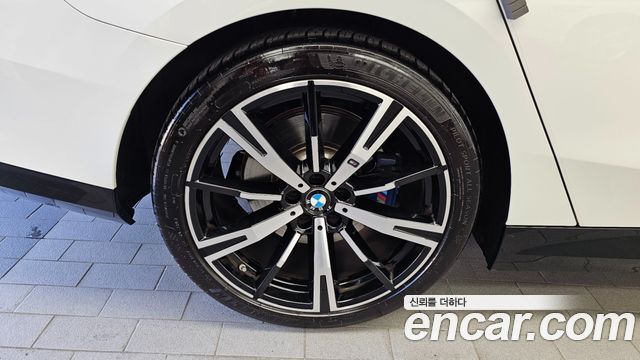 BMW 5 Series (G60) 530i xDrive M Sport 2025 — фото 41