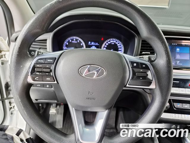 Hyundai Sonata New Rise LPI Style 2018 — фото 15