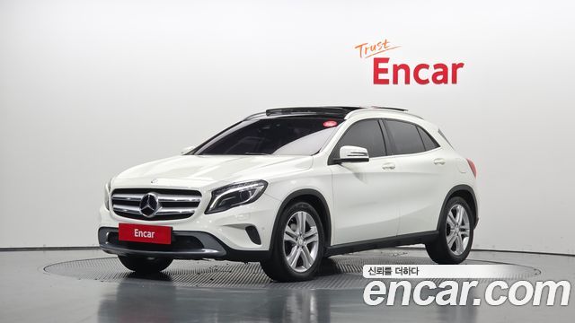 Mercedes-Benz GLA-Class (X156) GLA200 d 4MATIC