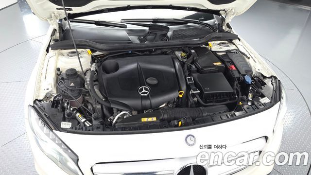 Mercedes-Benz GLA-Class (X156) GLA200 d 4MATIC 2016 — фото 6