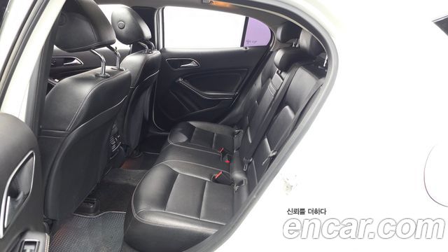 Mercedes-Benz GLA-Class (X156) GLA200 d 4MATIC 2016 — фото 26