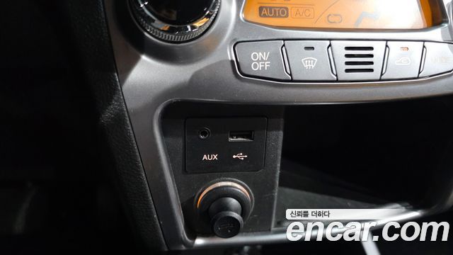 KG Mobility (SsangYong) Korando C 2.2 RX 2WD SUP 2016 — фото 13