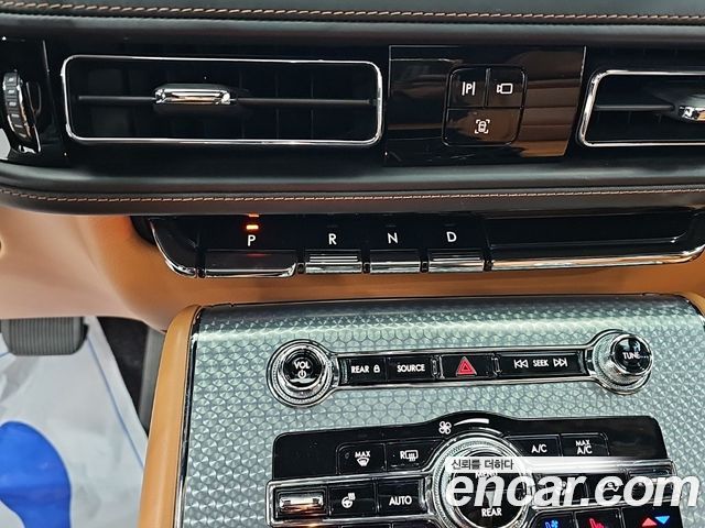Lincoln Aviator (II) 3.0 Black Label AWD 2023 — фото 9