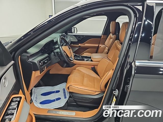Lincoln Aviator (II) 3.0 Black Label AWD 2023 — фото 10
