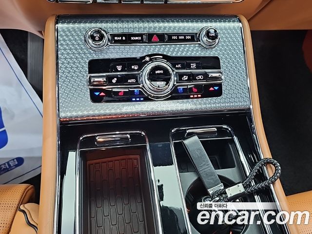 Lincoln Aviator (II) 3.0 Black Label AWD 2023 — фото 16