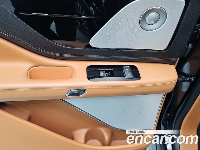 Lincoln Aviator (II) 3.0 Black Label AWD 2023 — фото 18