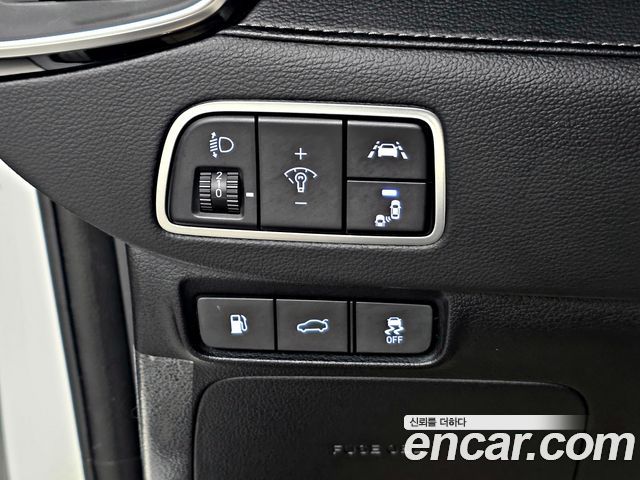 Hyundai Grandeur (IG) 3.0 Exclusive 2018 — фото 15