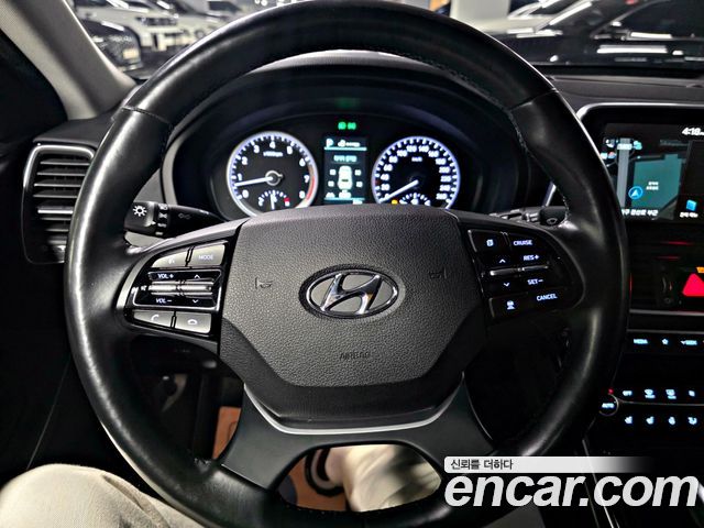 Hyundai Grandeur (IG) 3.0 Exclusive 2018 — фото 16