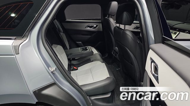 Land Rover Range Rover Velar 2.0 P250 Dynamic SE 2026 — фото 11