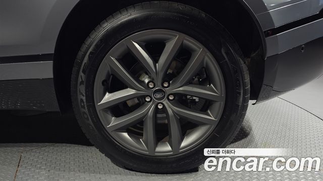 Land Rover Range Rover Velar 2.0 P250 Dynamic SE 2026 — фото 21