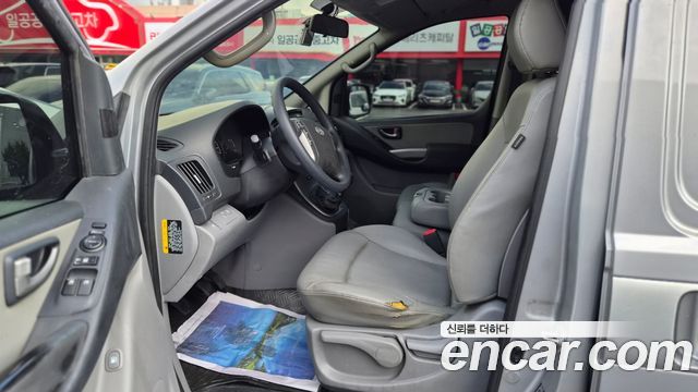 Hyundai Grand Starex 3-Seater VAN Smart Special 2016 — фото 4