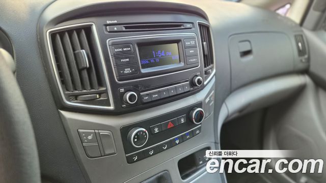 Hyundai Grand Starex 3-Seater VAN Smart Special 2016 — фото 7
