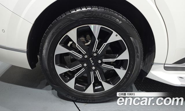 Kia Carnival (IV) Diesel 9-Seater Hi-Limousine Signature 2022 — фото 5