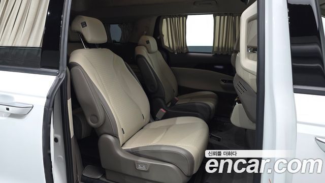 Kia Carnival (IV) Diesel 9-Seater Hi-Limousine Signature 2022 — фото 11