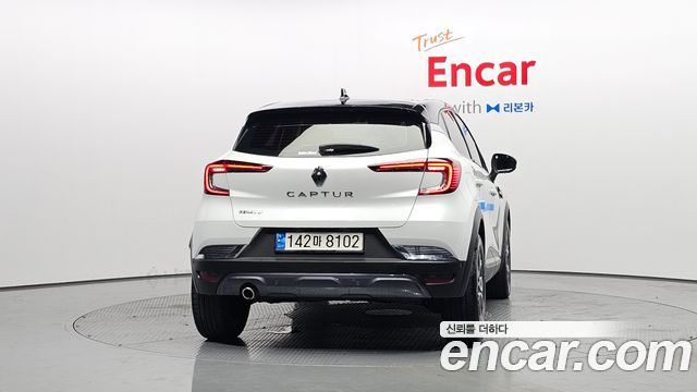Renault Korea Captur 1.3 TCe Edition Paris 2021 — фото 4