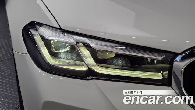 BMW 5 Series (G30) 530i xDrive M Sport Package 2021 — фото 22